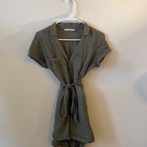 Abercrombie and Fitch Hunter Green Romper, size: XXS. Only worn once!